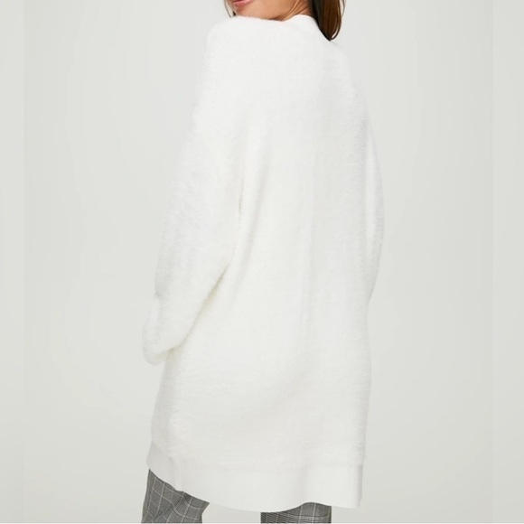 Sunday Best White Knit - Picture 3 of 5